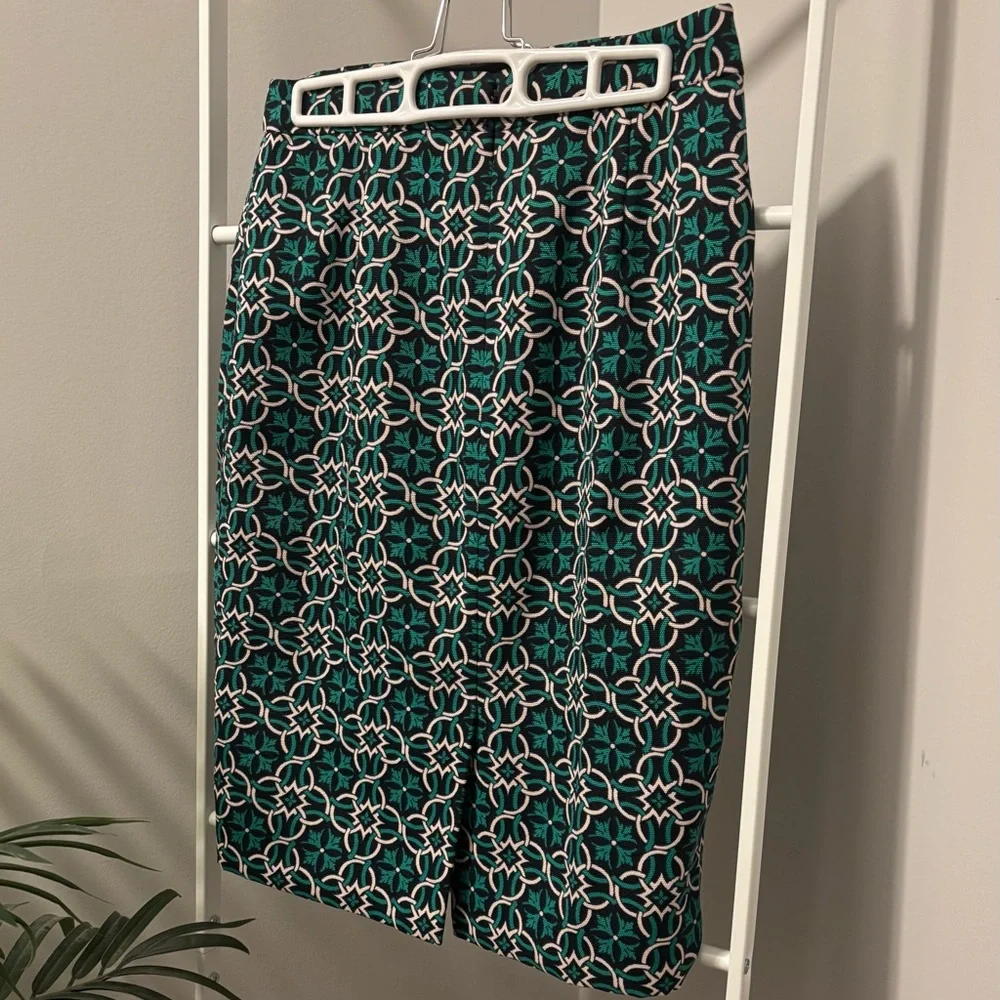 J. Crew Teal and White Geometric Pencil Skirt - Picture 4 of 9